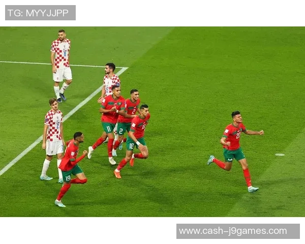 足球世界杯小组赛精彩回顾与分析各队表现及晋级形势展望